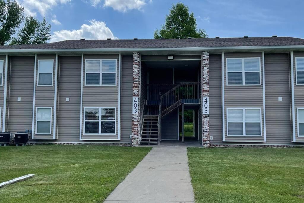The Ingrid Apt #8 - Fresh And Simple 2Bd With Wifi Hamilton Exterior photo